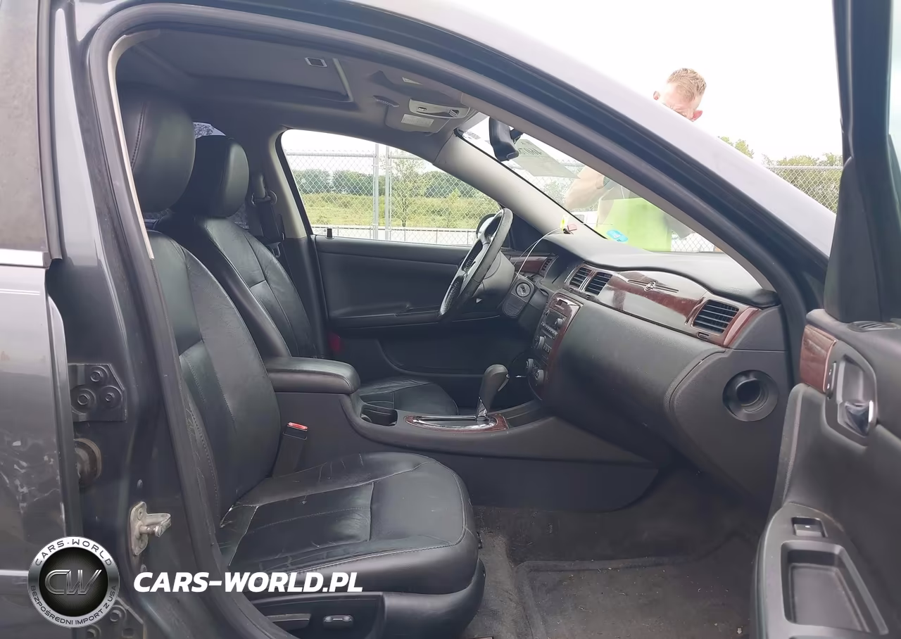 2010 Chevrolet Impala Ltz VIN:2G1WC5EM2A1141855 - 5