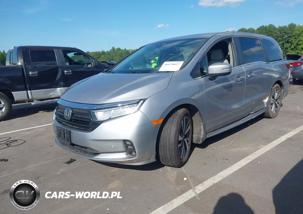 2021 Honda Odyssey Touring VIN:5FNRL6H87MB000256 - 2