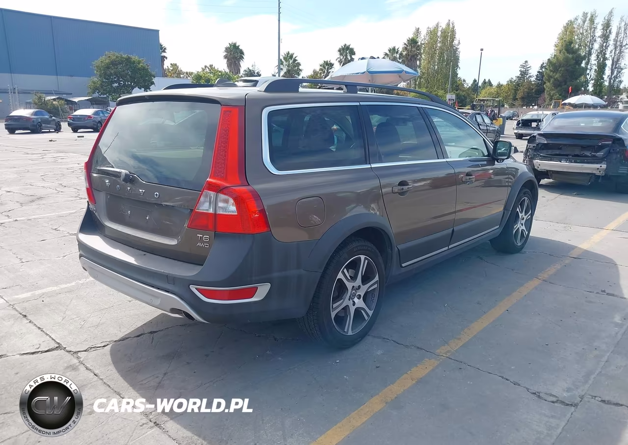 2012 Volvo Xc70 T6-T6 Platinum-T6 Premier Plus VIN:YV4902BZ1C1124675 - 4