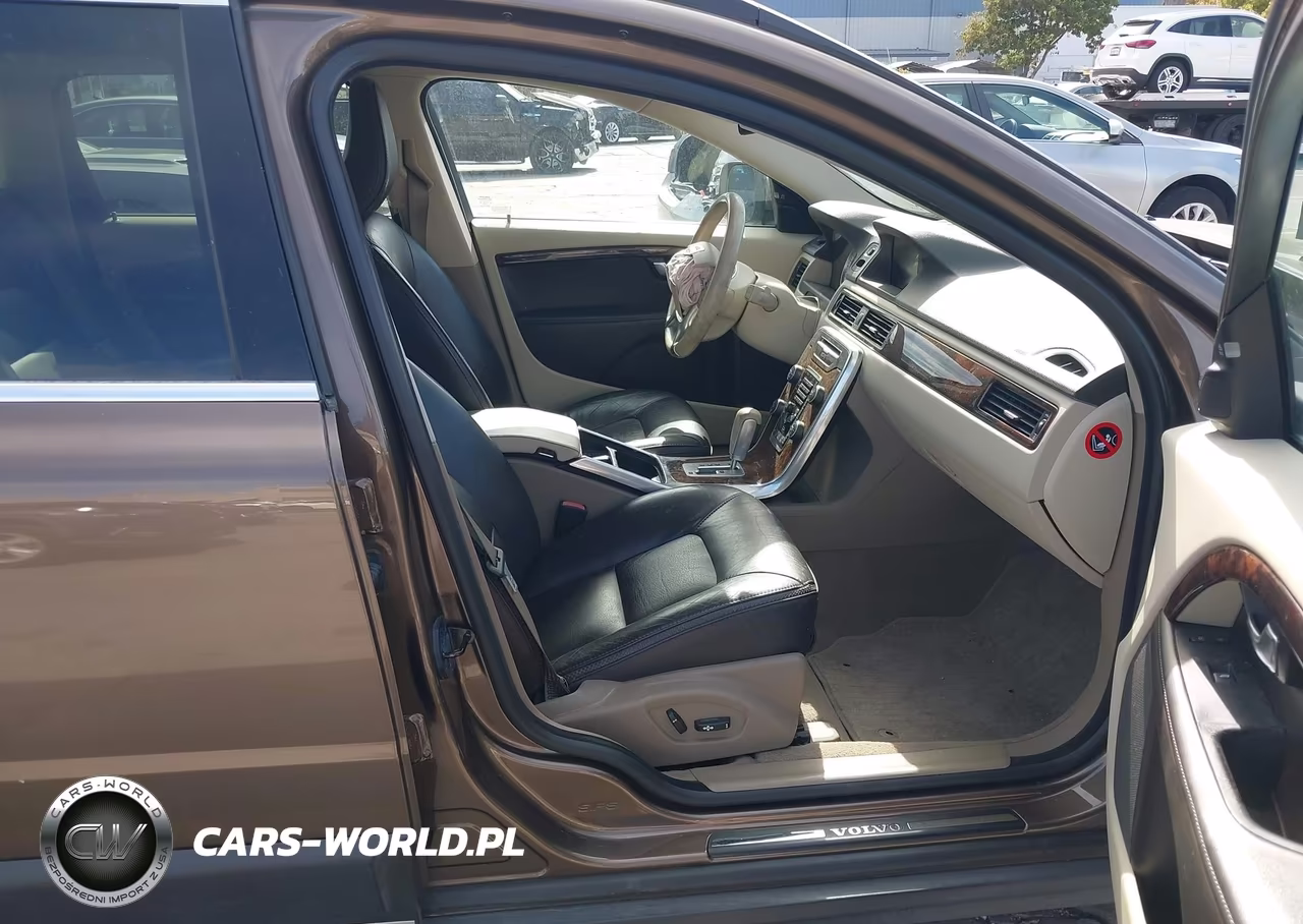 2012 Volvo Xc70 T6-T6 Platinum-T6 Premier Plus VIN:YV4902BZ1C1124675 - 5