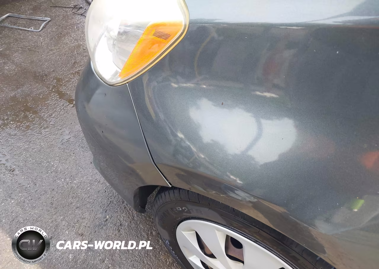 2013 Toyota Prius C Two VIN:JTDKDTB37D1542136 - 17