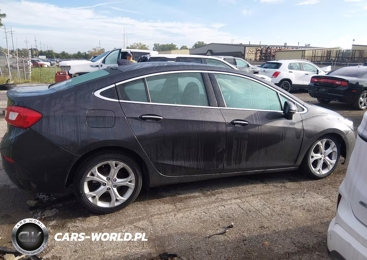 2017 Chevrolet Cruze Premier Auto VIN:1G1BF5SM8H7141978 - 13