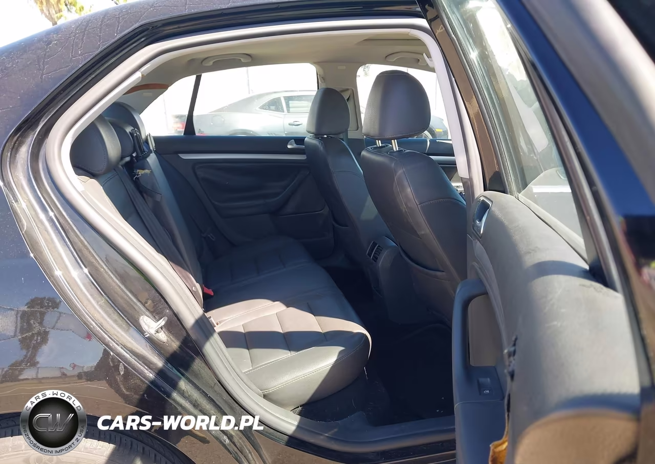 2007 Volkswagen Jetta Wolfsburg Edition VIN:3VWEG71K27M068203 - 8