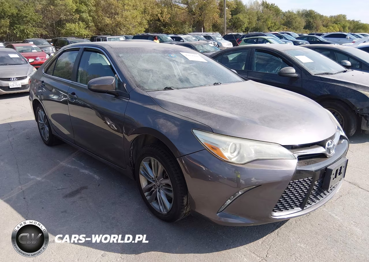 2015 Toyota Camry Se – zdjęcie 1 z 16