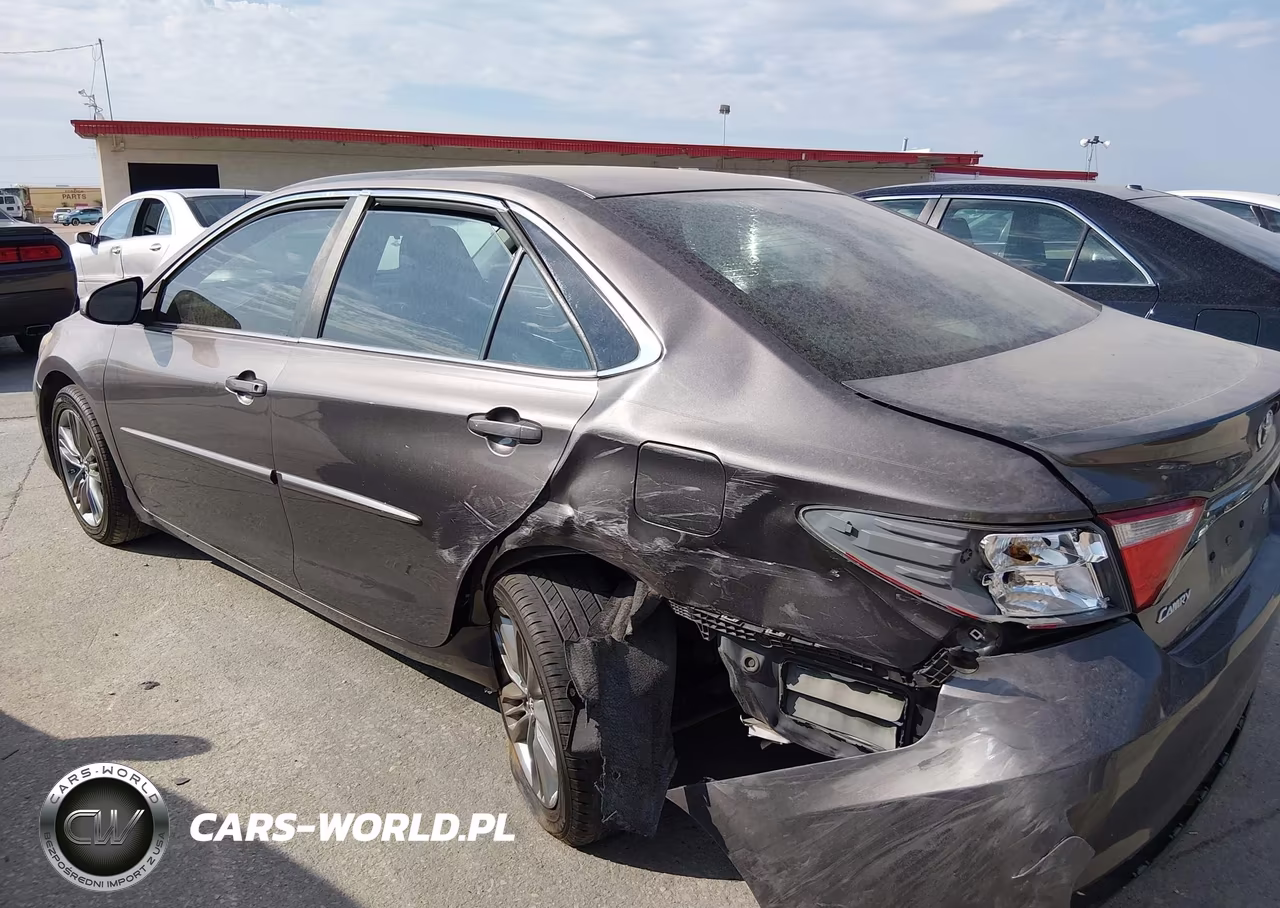 2015 Toyota Camry Se VIN:4T1BF1FK3FU065220 - 6