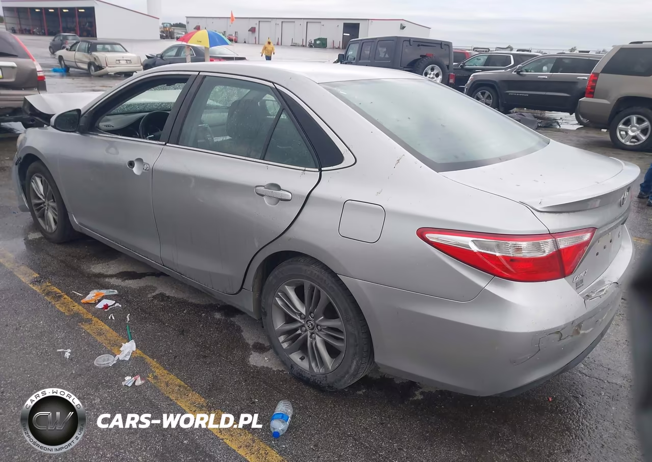 2015 Toyota Camry Se VIN:4T1BF1FK9FU894261 - 3