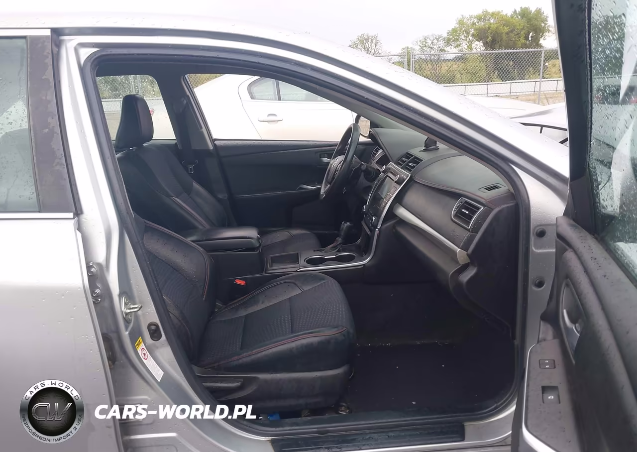 2015 Toyota Camry Se VIN:4T1BF1FK9FU894261 - 5