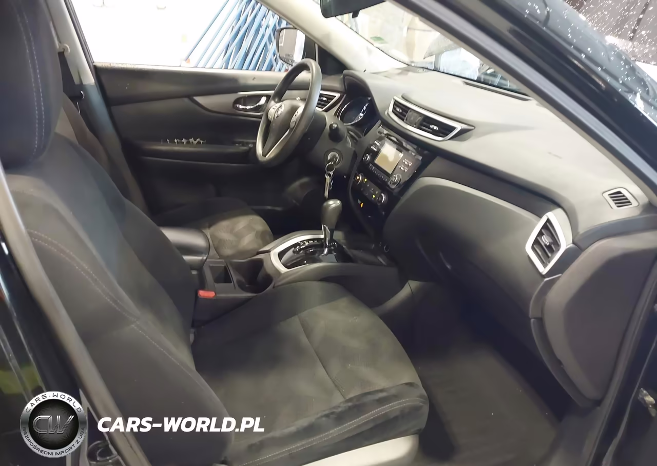2015 Nissan Rogue S VIN:5N1AT2ML4FC909633 - 5