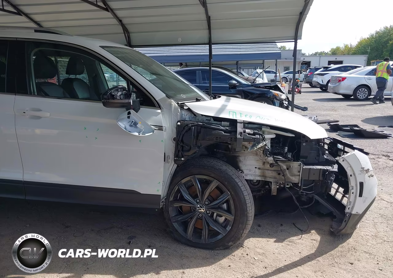 2024 Volkswagen Tiguan 2.0T Se-2.0T Wolfsburg Edition VIN:3VVMB7AX4RM072203 - 6