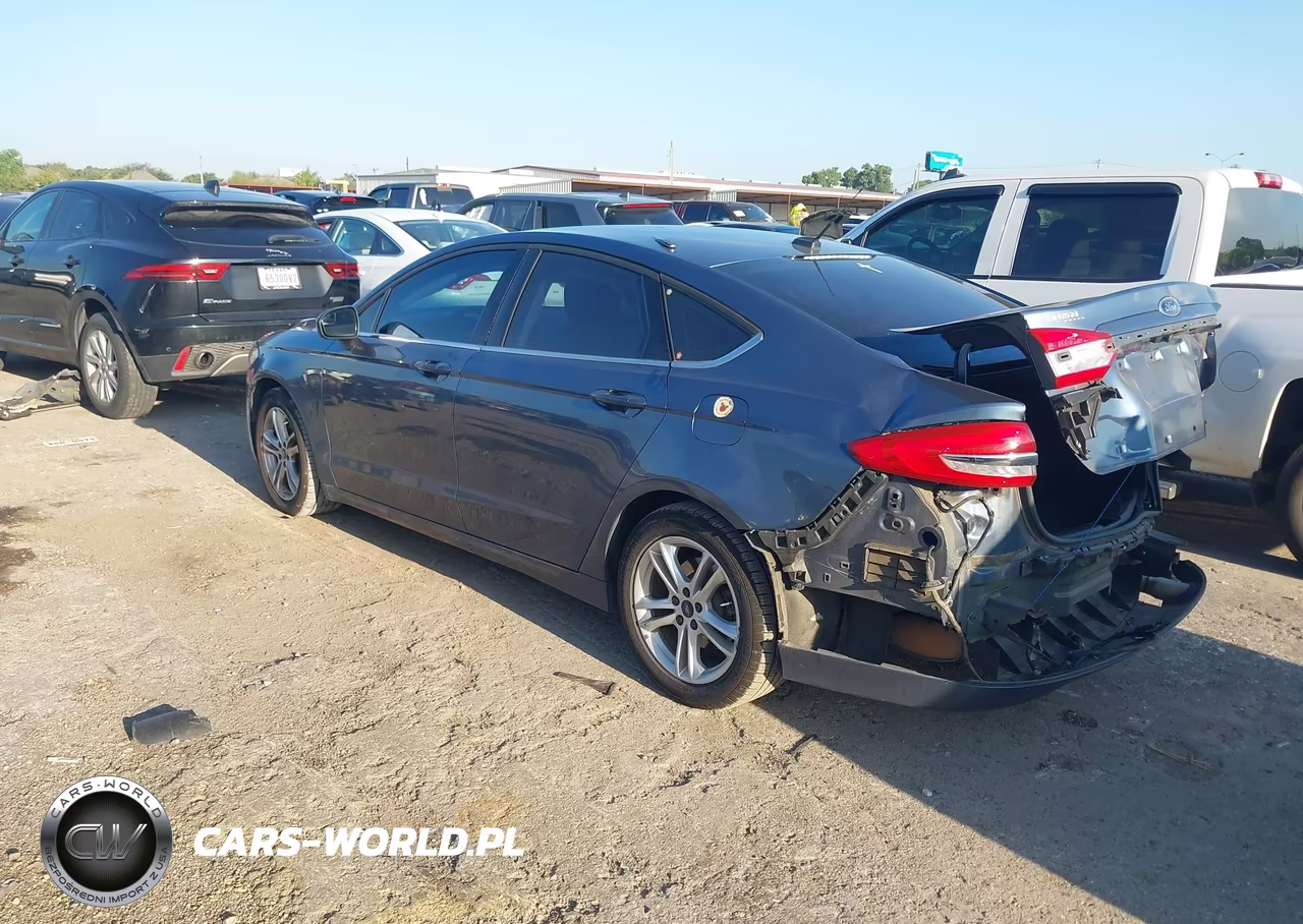 2018 Ford Fusion Se VIN:3FA6P0HDXJR149861 - 3