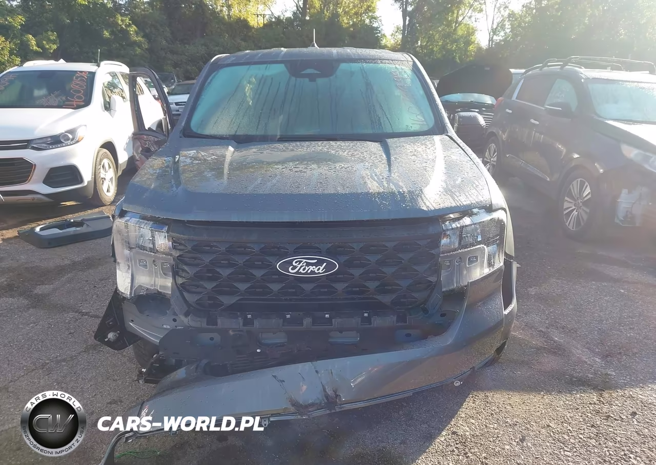 2025 Ford Maverick Xlt VIN:3FTTW8JA7SRA61933 - 12