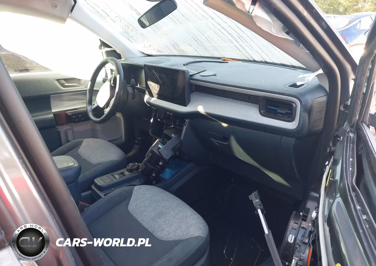 2025 Ford Maverick Xlt VIN:3FTTW8JA7SRA61933 - 5