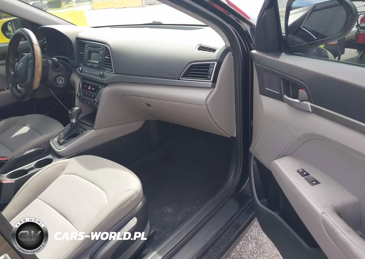 2017 Hyundai Elantra Se VIN:5NPD74LF7HH099810 - 5