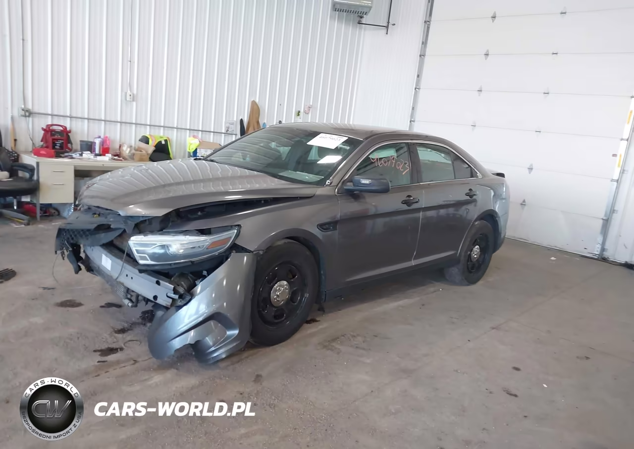 2013 Ford Police Interceptor VIN:1FAHP2M82DG162645 - 2