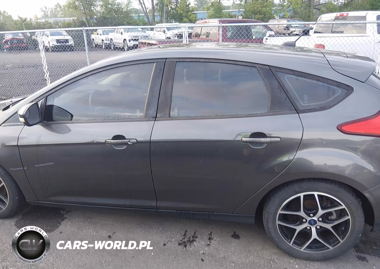 2018 Ford Focus Sel VIN:1FADP3M22JL209983 - 14