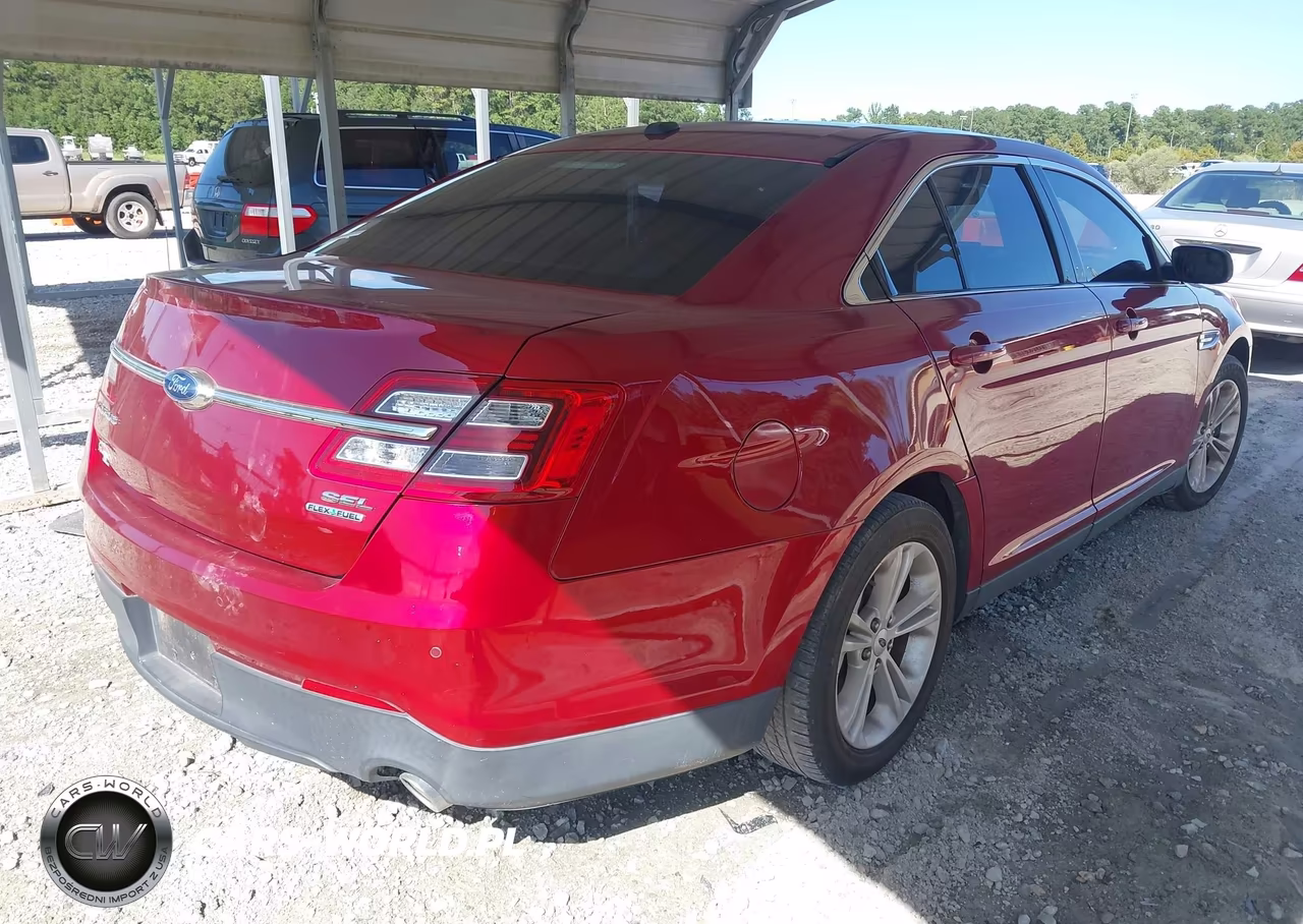 2015 Ford Taurus Sel VIN:1FAHP2E83FG202104 - 4