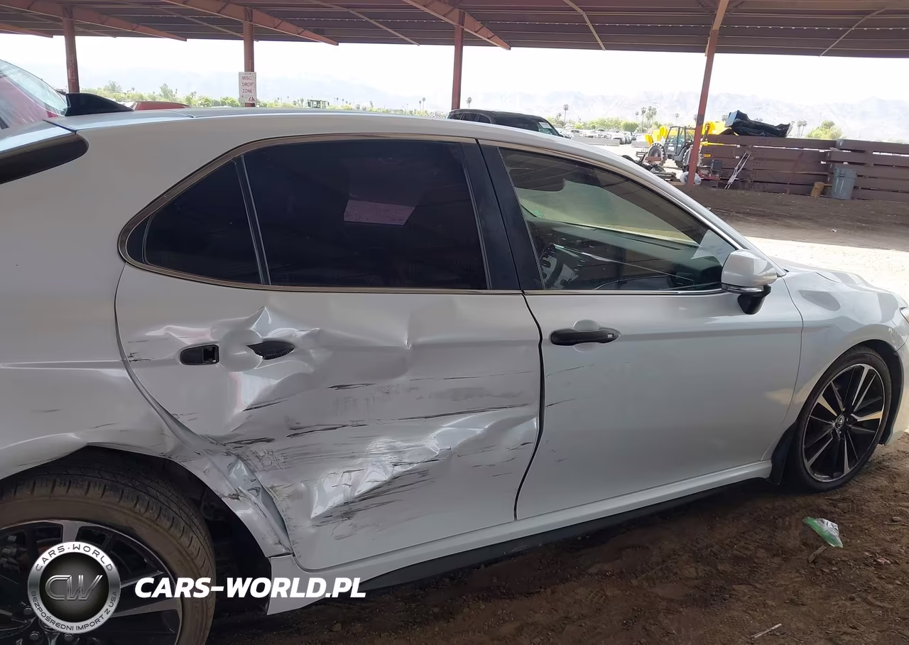 2020 Toyota Camry Xse VIN:4T1K61AK9LU873851 - 13