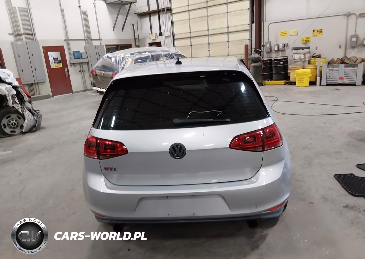 2015 Volkswagen Golf Gti 2.0T Se 4-Door VIN:3VW5T7AUXFM063911 - 16