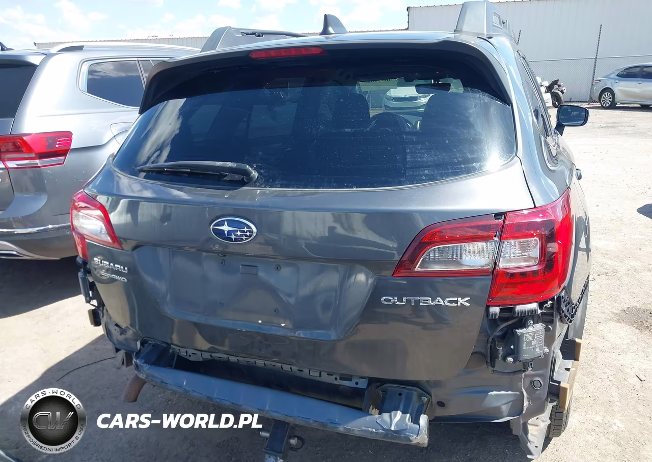 2018 Subaru Outback 2.5I Premium VIN:4S4BSAFC7J3248512 - 17
