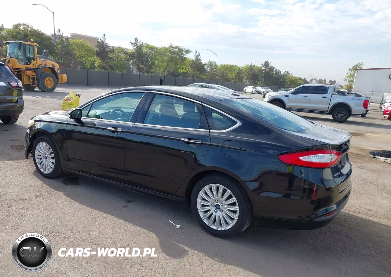 2016 Ford Fusion Hybrid Se VIN:3FA6P0LUXGR194556 - 3