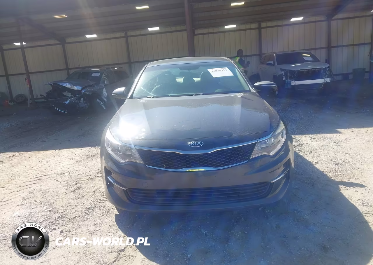 2016 Kia Optima Lx VIN:KNAGT4L30G5092420 - 11