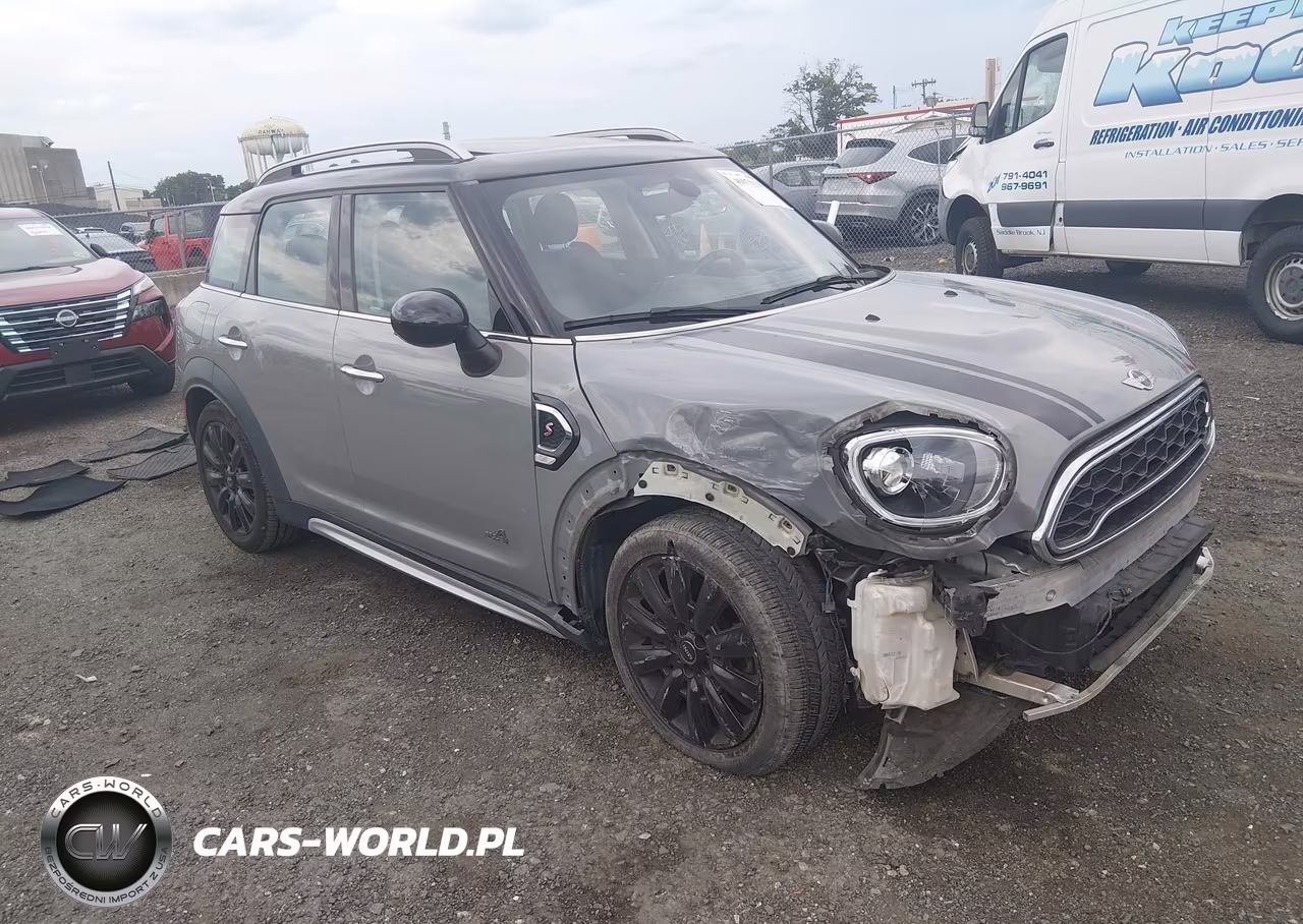 2017 Mini Countryman Cooper S VIN:WMZYT5C3XH3D81348 - 1