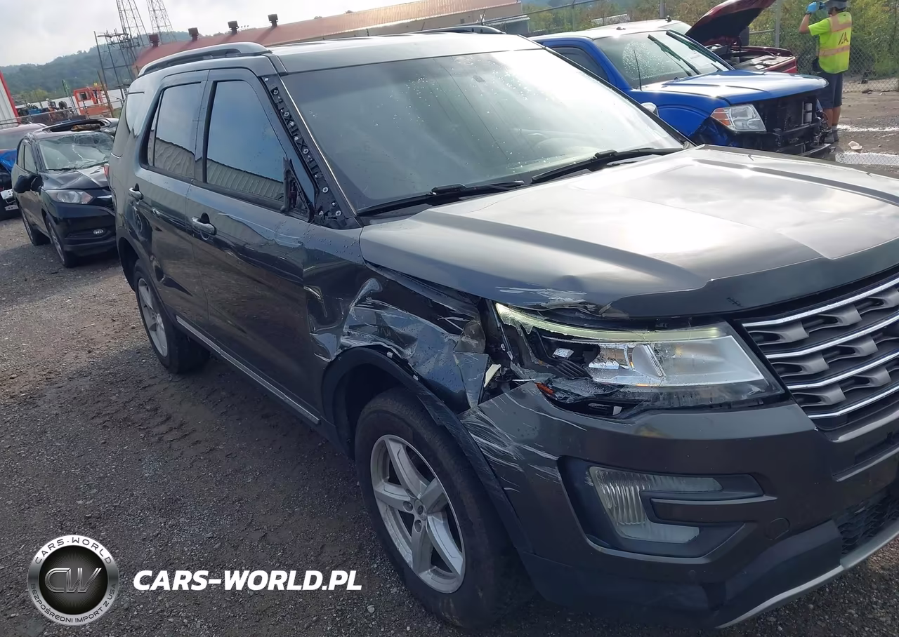2017 Ford Explorer Xlt VIN:1FM5K8D8XHGA73907 - 6