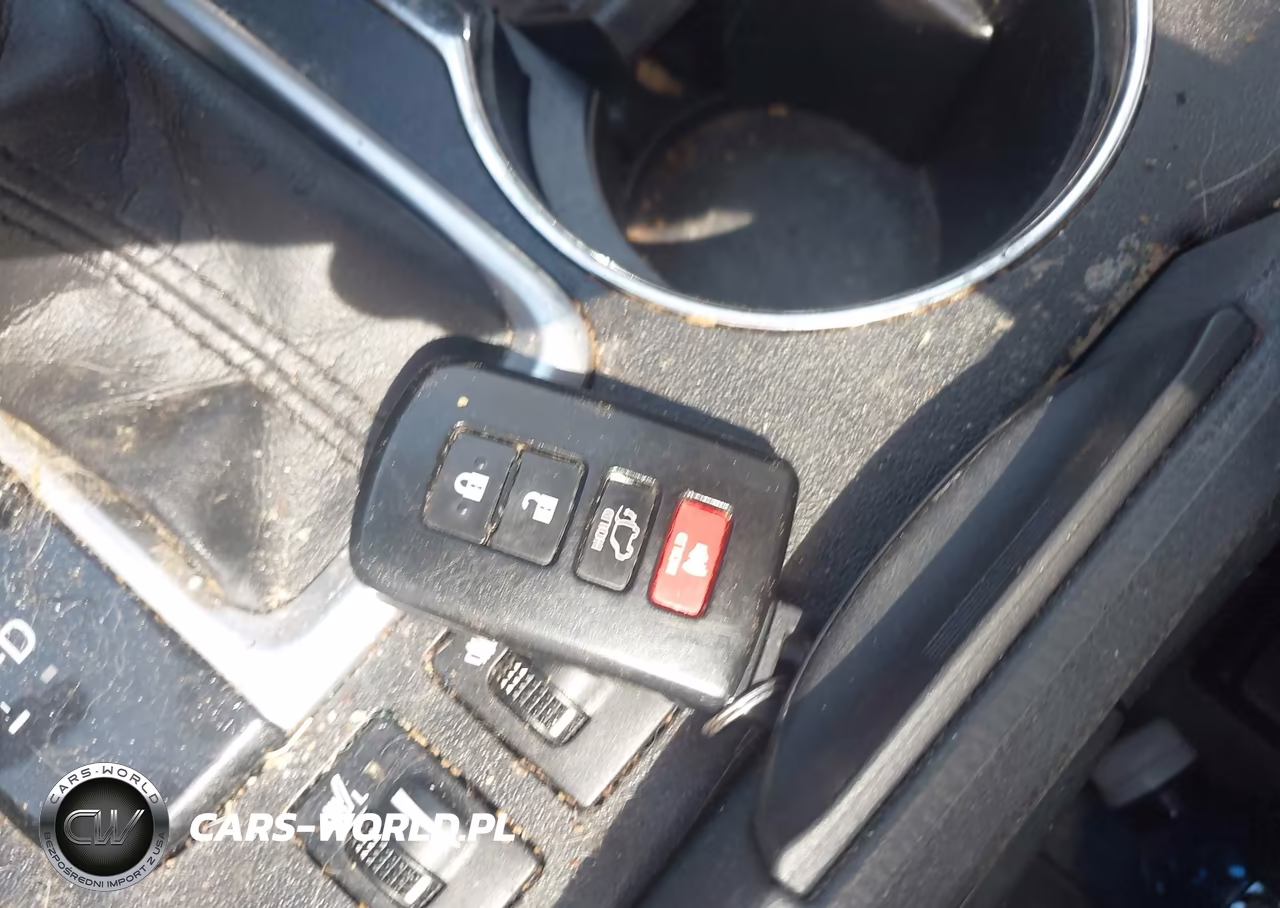 2019 Toyota Highlander Hybrid Xle VIN:5TDJGRFH3KS066897 - 11