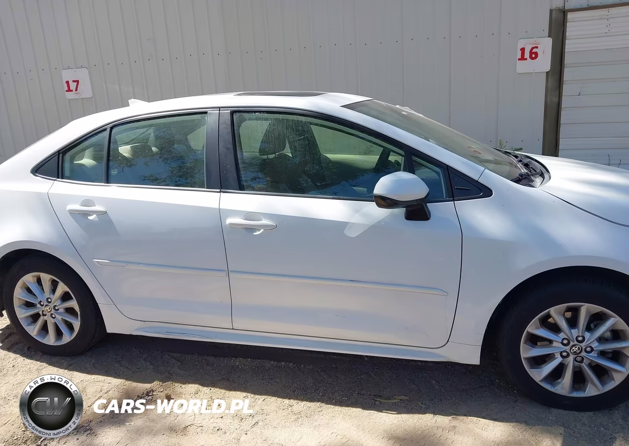 2020 Toyota Corolla Le VIN:JTDHPRAE2LJ035313 - 13