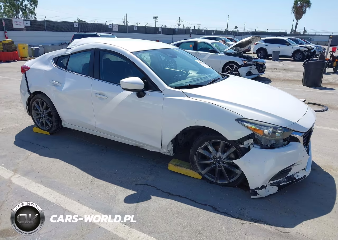 2018 Mazda Mazda3 Touring – zdjęcie 1 z 16