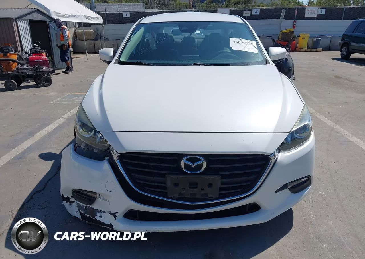 2018 Mazda Mazda3 Touring VIN:3MZBN1V31JM202375 - 12