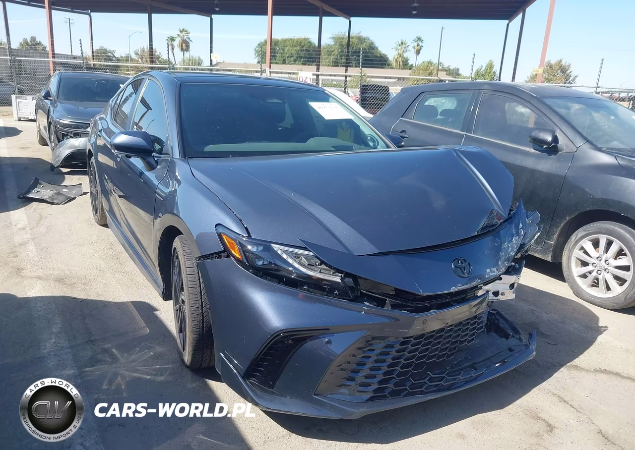 2026 Toyota Camry Xse – zdjęcie 1 z 17