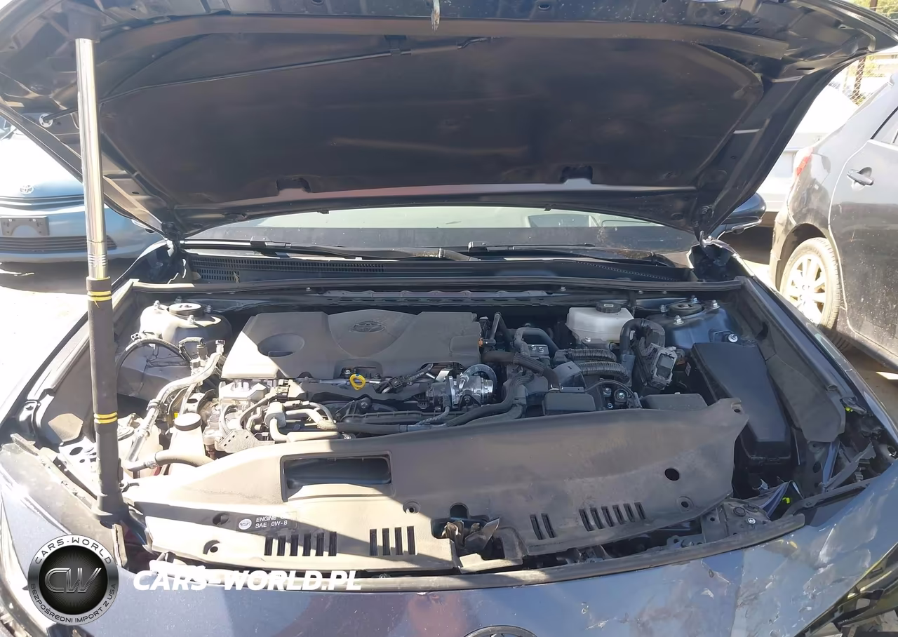 2026 Toyota Camry Xse VIN:4T1DAACKXTU652909 - 10