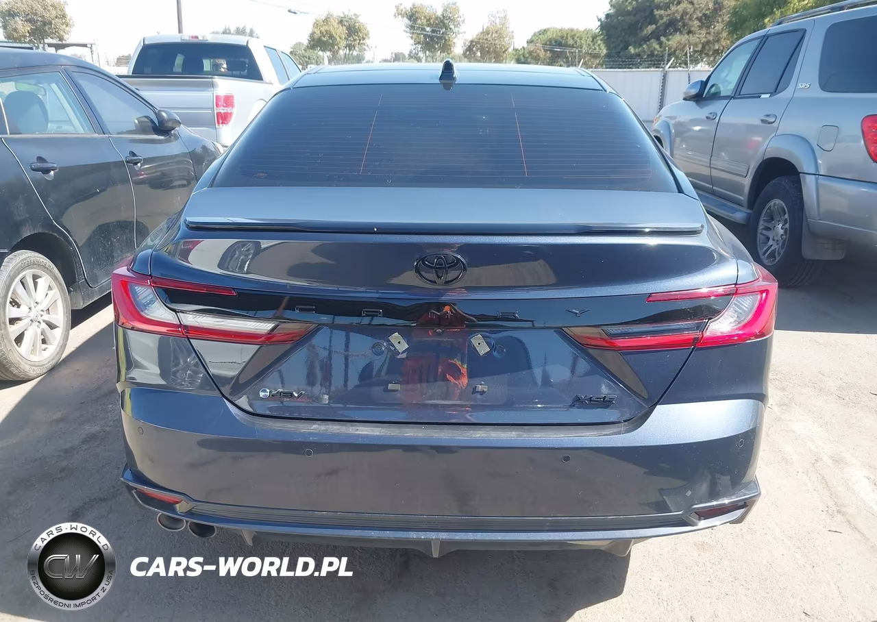 2026 Toyota Camry Xse VIN:4T1DAACKXTU652909 - 17