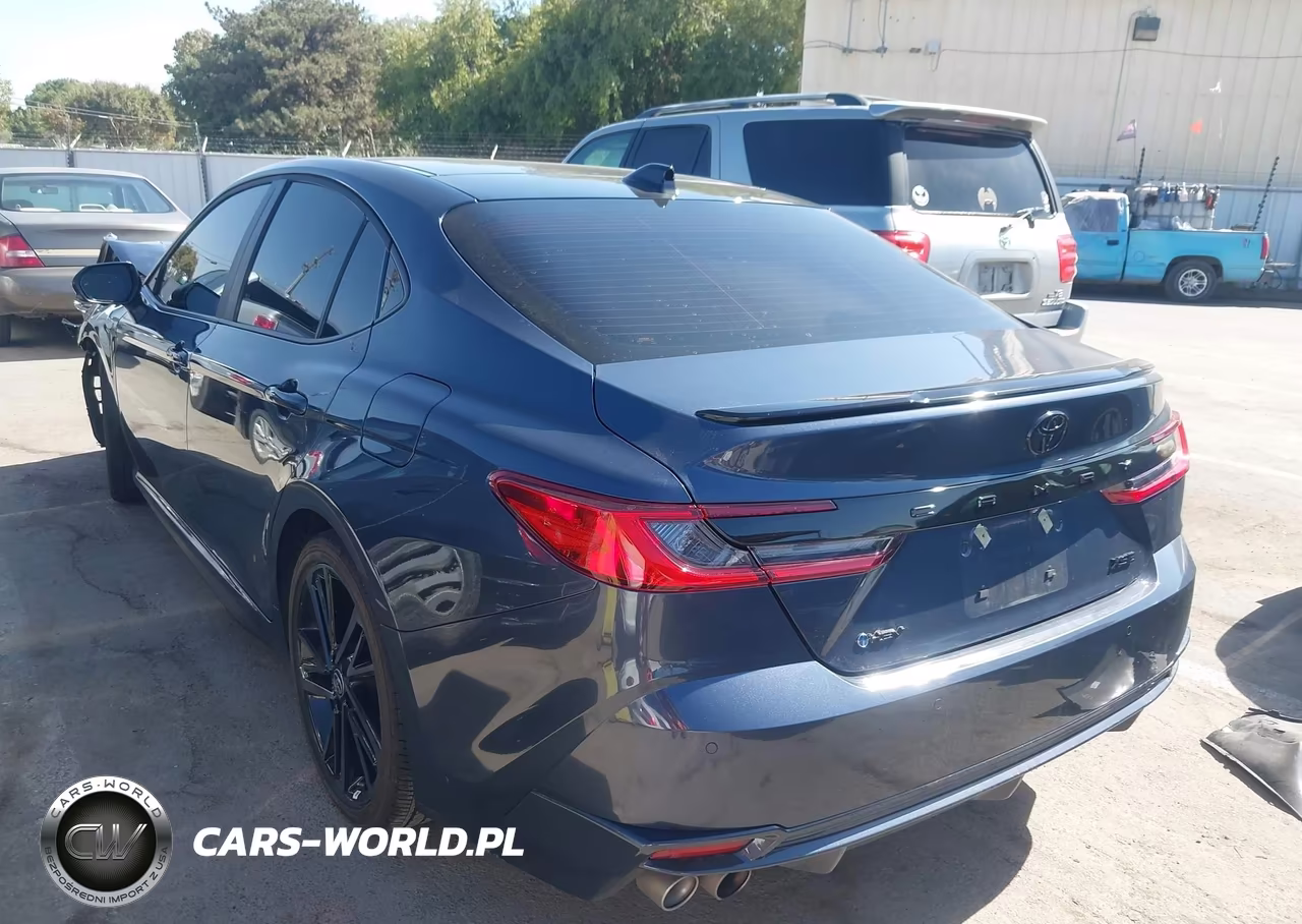 2026 Toyota Camry Xse VIN:4T1DAACKXTU652909 - 3