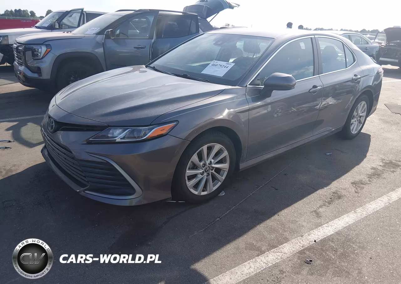 2021 Toyota Camry Le VIN:4T1C11AK9MU540974 - 2