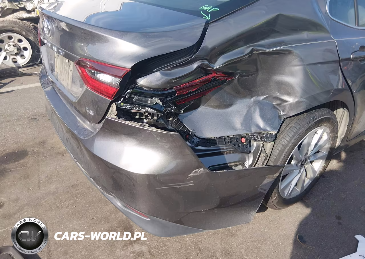 2021 Toyota Camry Le VIN:4T1C11AK9MU540974 - 6