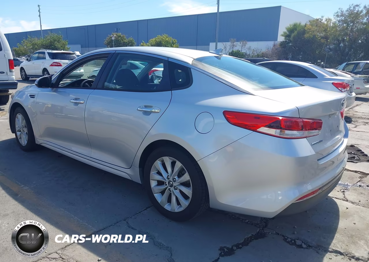 2016 Kia Optima Lx VIN:5XXGT4L30GG062025 - 3