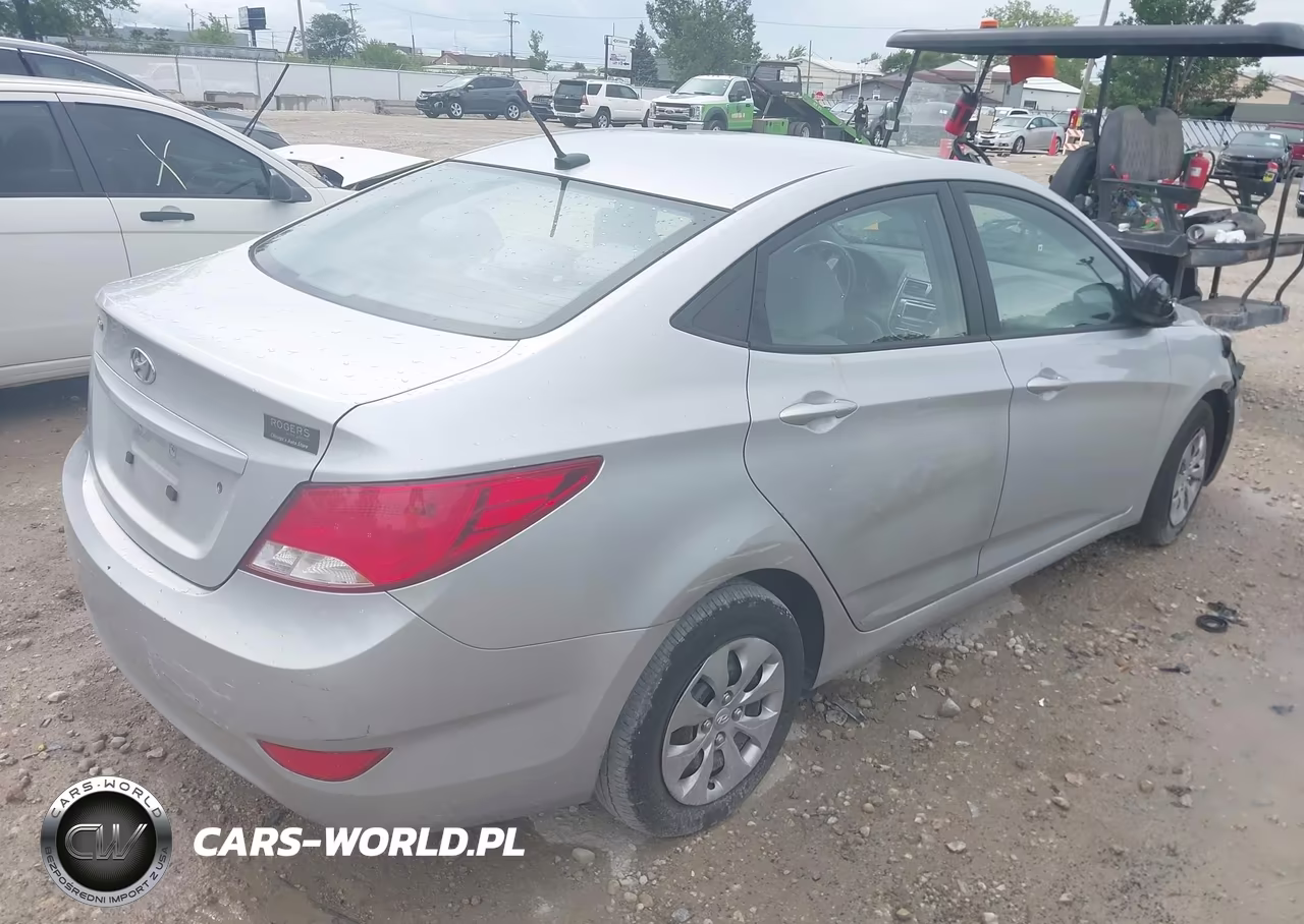 2016 Hyundai Accent Se VIN:KMHCT4AE8GU995700 - 4