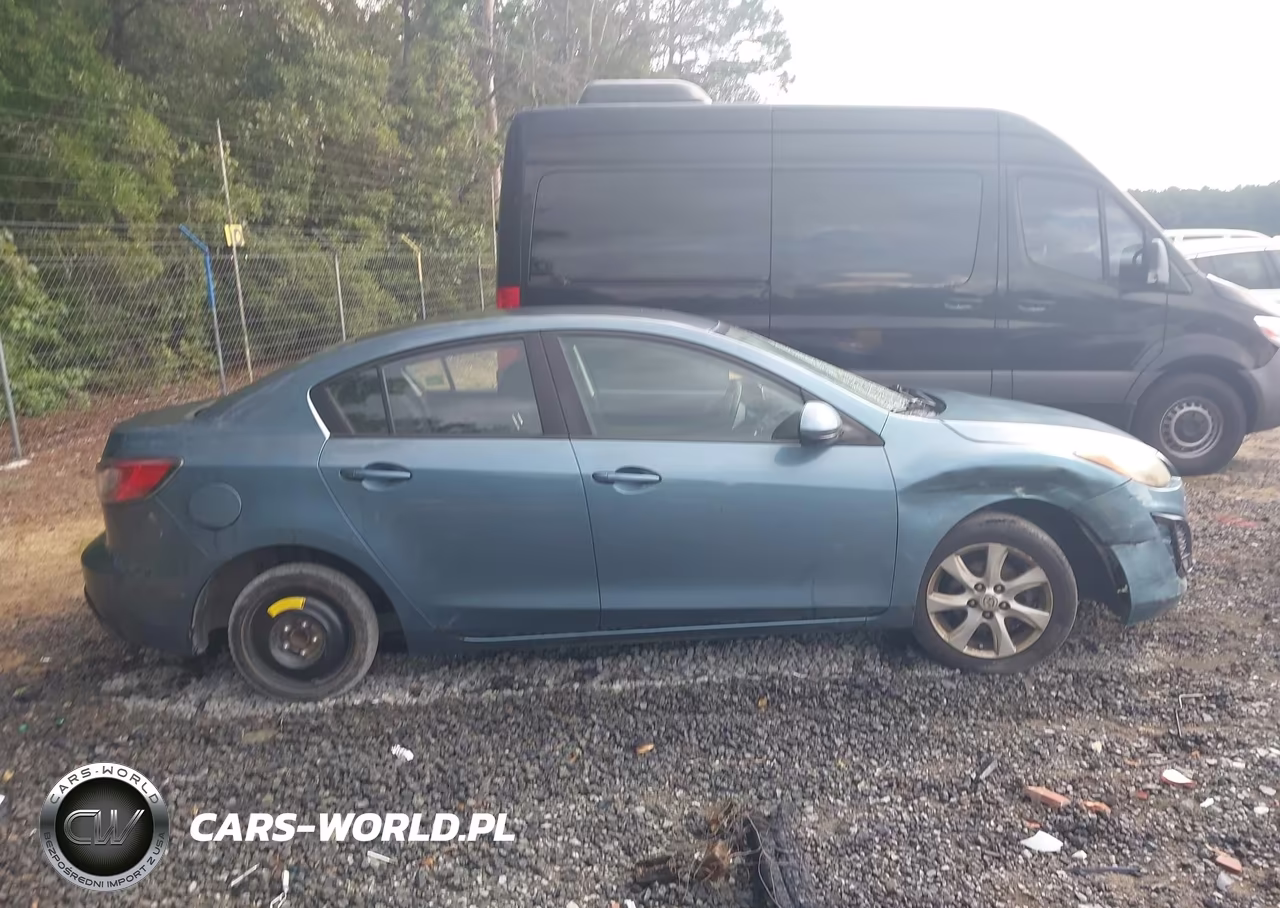 2011 Mazda Mazda3 I Touring VIN:JM1BL1VG4B1420997 - 14