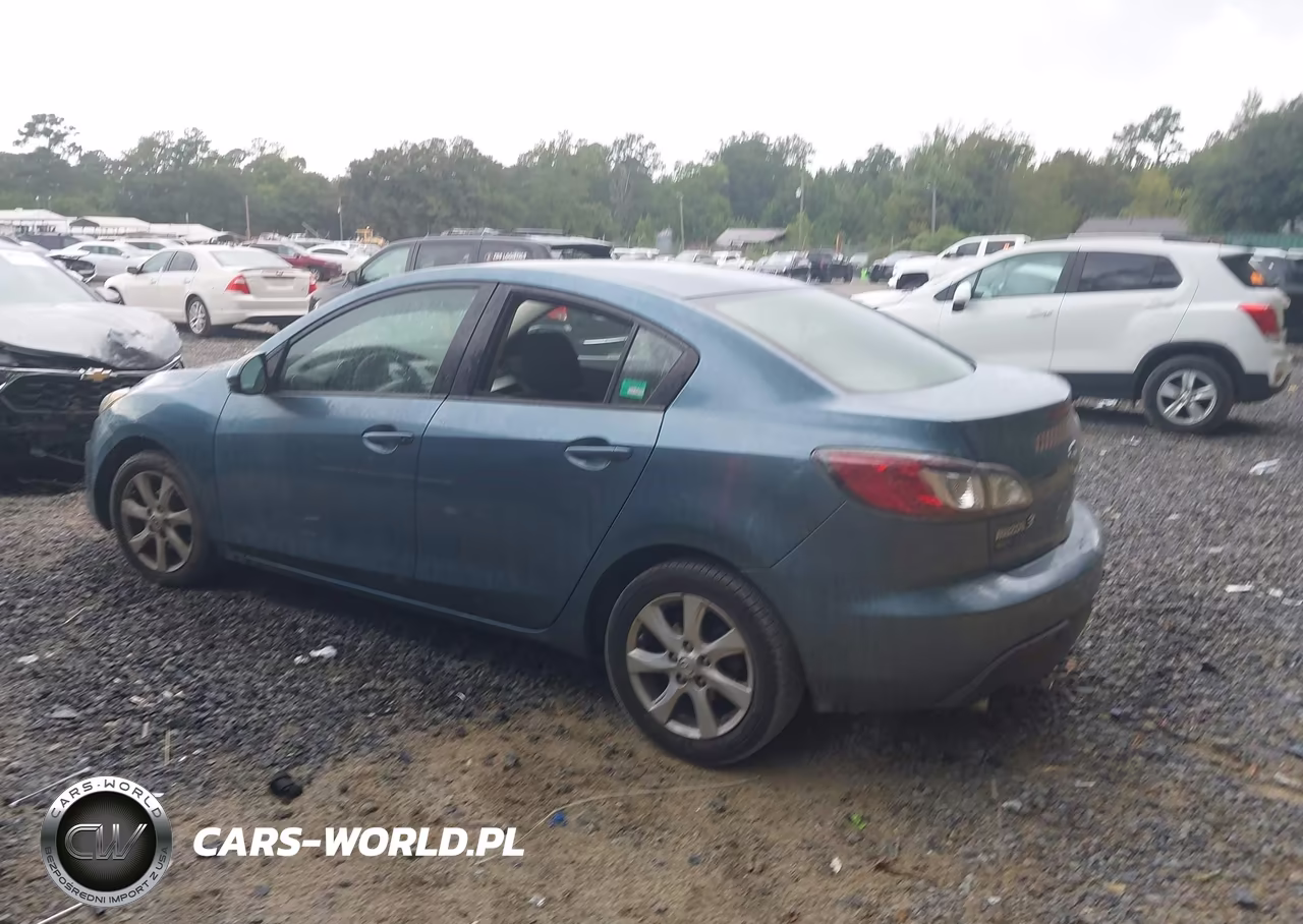 2011 Mazda Mazda3 I Touring VIN:JM1BL1VG4B1420997 - 15