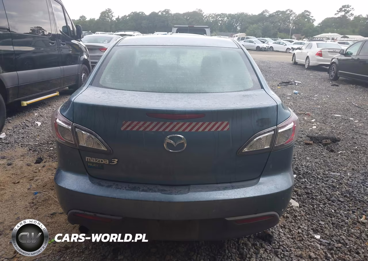 2011 Mazda Mazda3 I Touring VIN:JM1BL1VG4B1420997 - 17