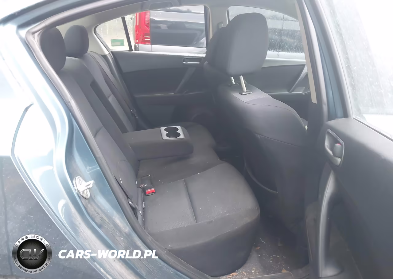 2011 Mazda Mazda3 I Touring VIN:JM1BL1VG4B1420997 - 8