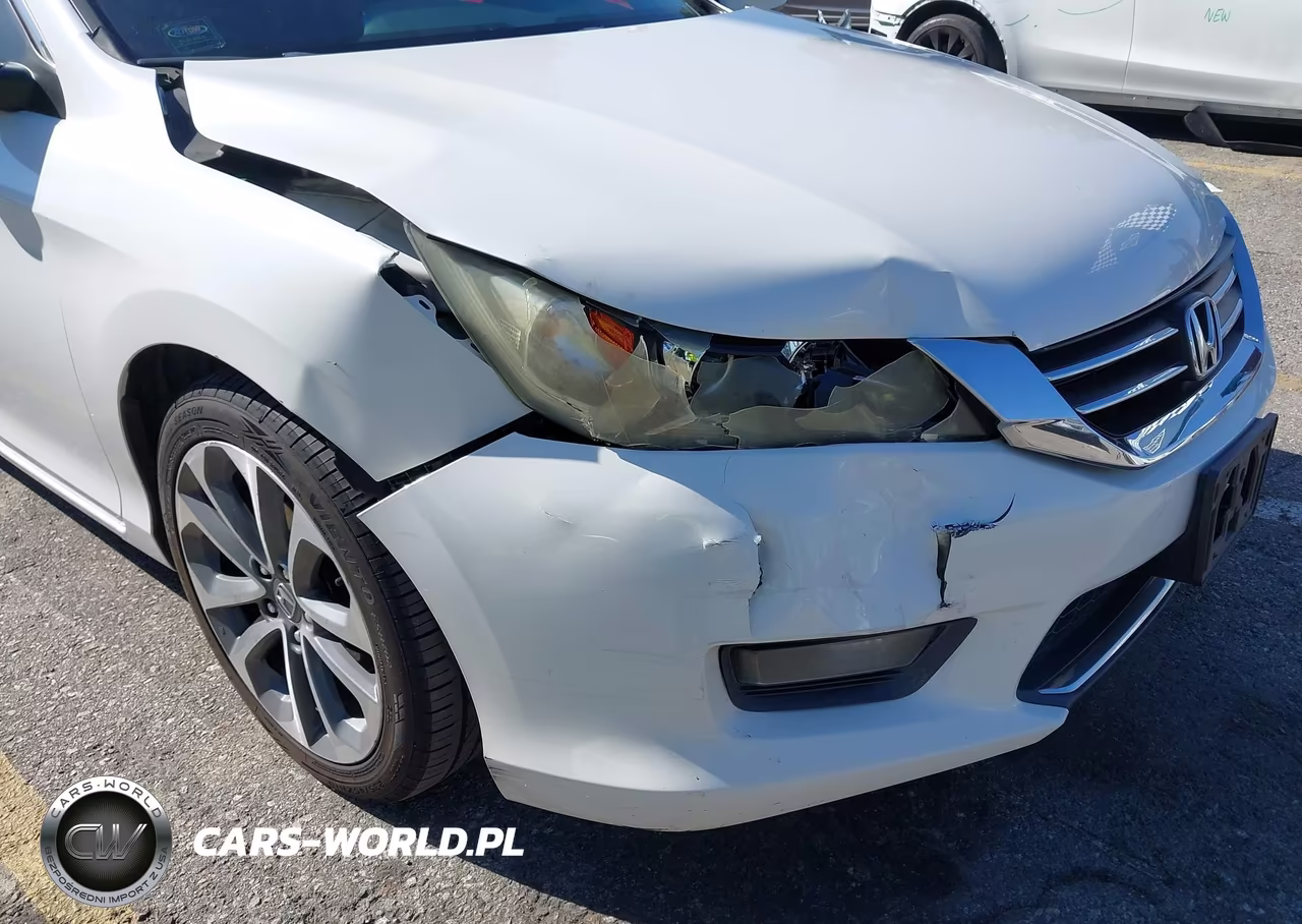 2015 Honda Accord Sport VIN:1HGCR2F52FA135809 - 6