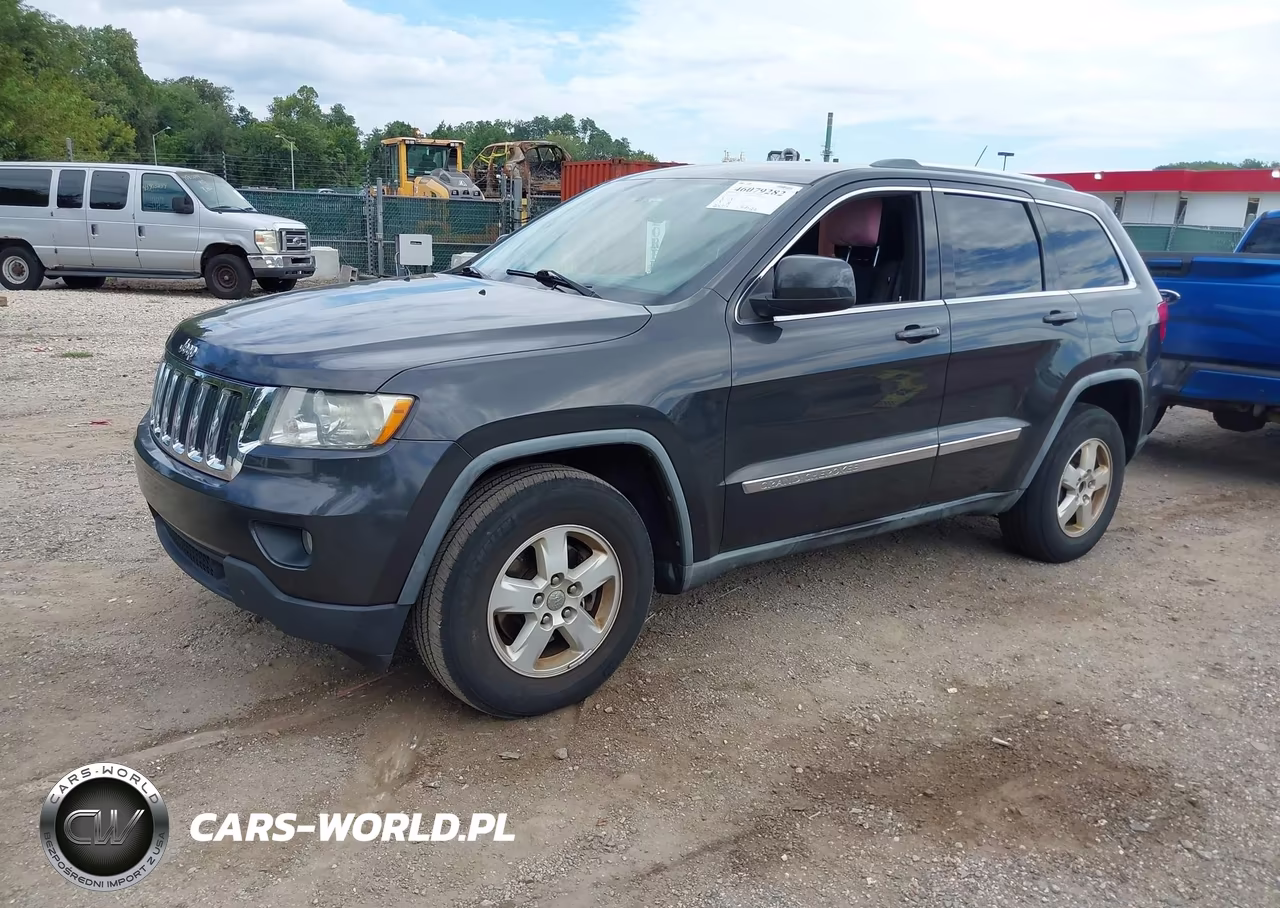 2011 Jeep Grand Cherokee Laredo VIN:1J4RR4GG1BC530156 - 2
