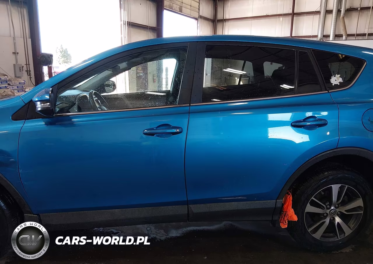 2018 Toyota Rav4 Xle VIN:2T3RFREV7JW813542 - 14