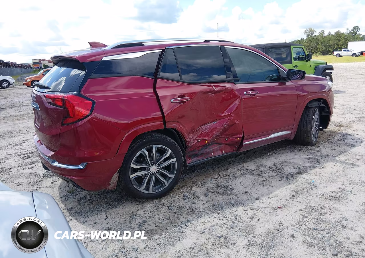 2018 GMC Terrain Denali VIN:3GKALSEX7JL145753 - 4
