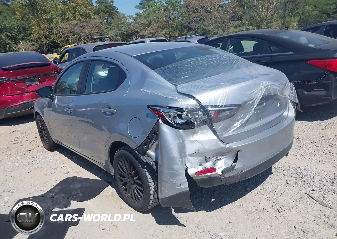 2017 Toyota Yaris Ia VIN:3MYDLBYV8HY171926 - 3
