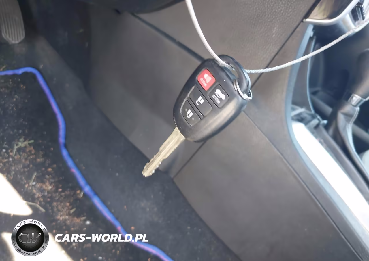 2017 Toyota Corolla Le VIN:5YFBURHE0HP654435 - 11