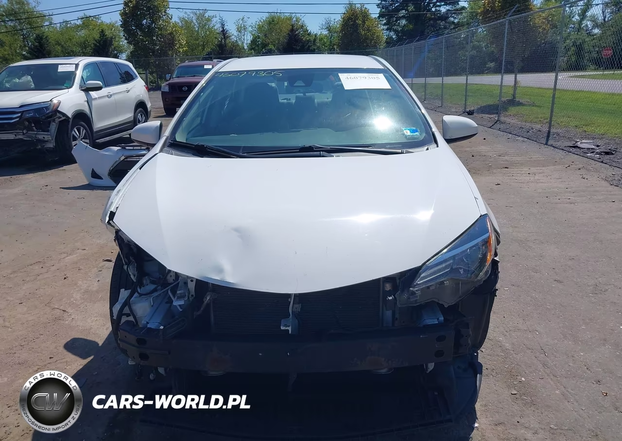 2017 Toyota Corolla Le VIN:5YFBURHE0HP654435 - 13